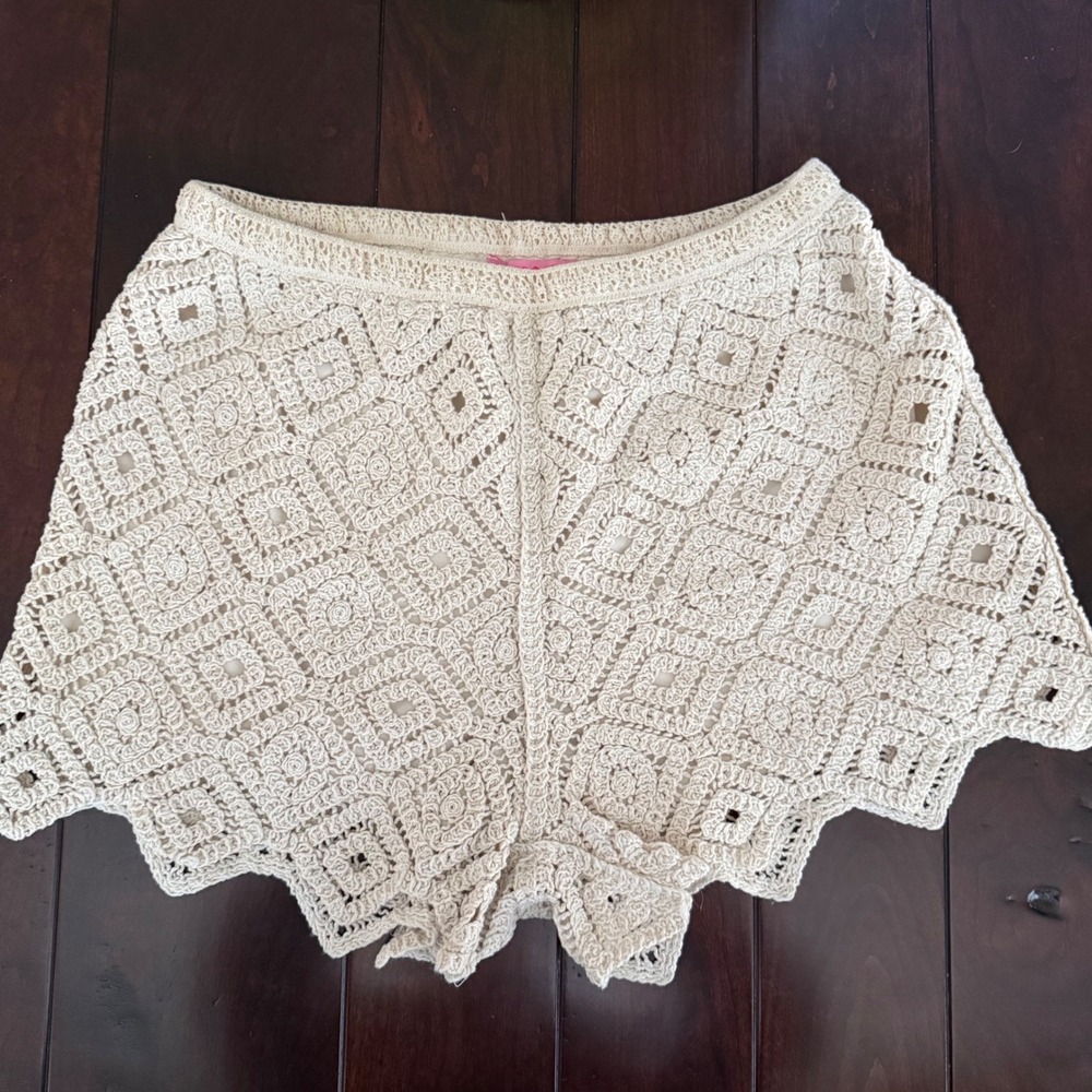 Coco & Shay Ivory Crochet Shorts Boho Scalloped Hem Cream Size L RS0222J-SET